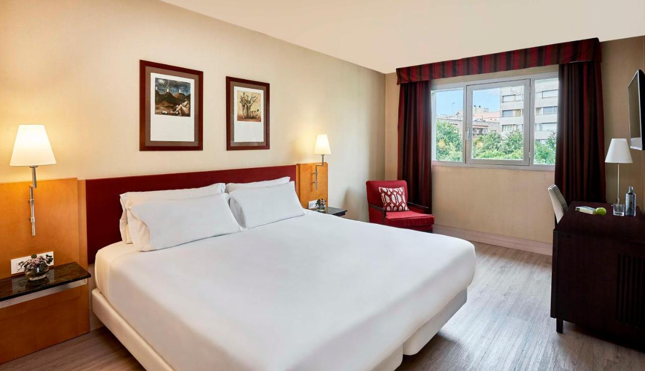 Nh Ciutat De Reus Hotel Ngoại thất bức ảnh