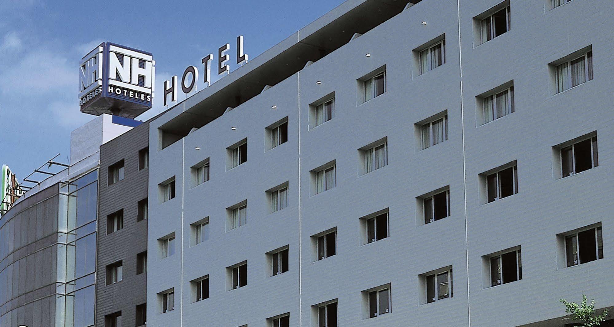 Nh Ciutat De Reus Hotel Ngoại thất bức ảnh